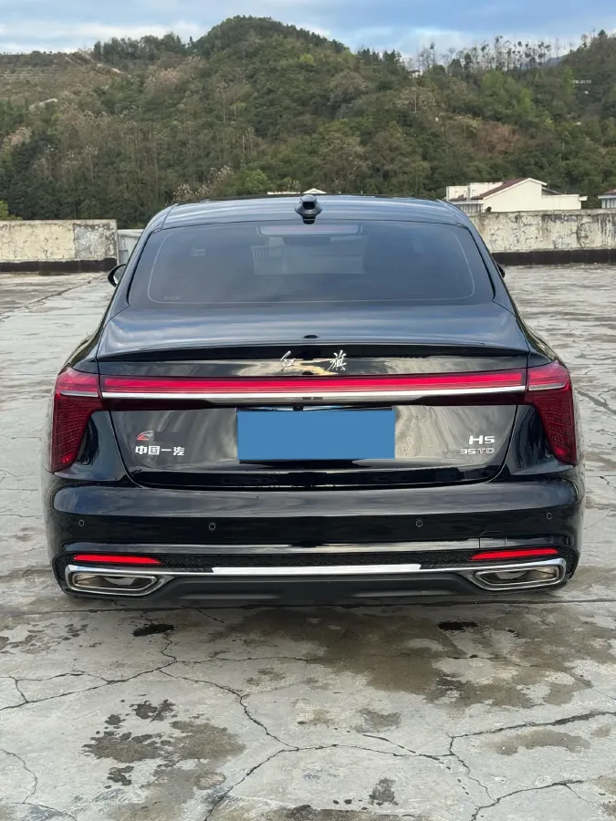 2025 HongQi H5 1.5T 169HP L4 7DCT,autocango,china used car exporter,china ev exporter,chinese used car exporter,chinese used ev exporter