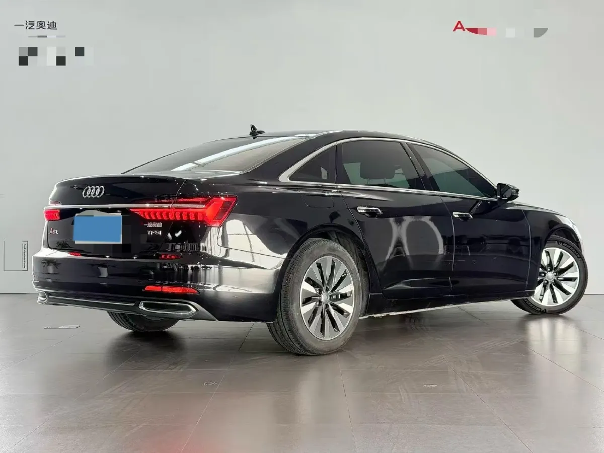 2022 Audi A6L 2.0T 224HP L4 7DCT,autocango,china used car exporter,china ev exporter,chinese used car exporter,chinese used ev exporter
