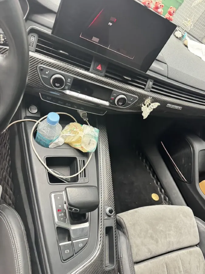 2020 Audi A4L 2.0T 252HP L4 7DCT,autocango,china used car exporter,china ev exporter,chinese used car exporter,chinese used ev exporter