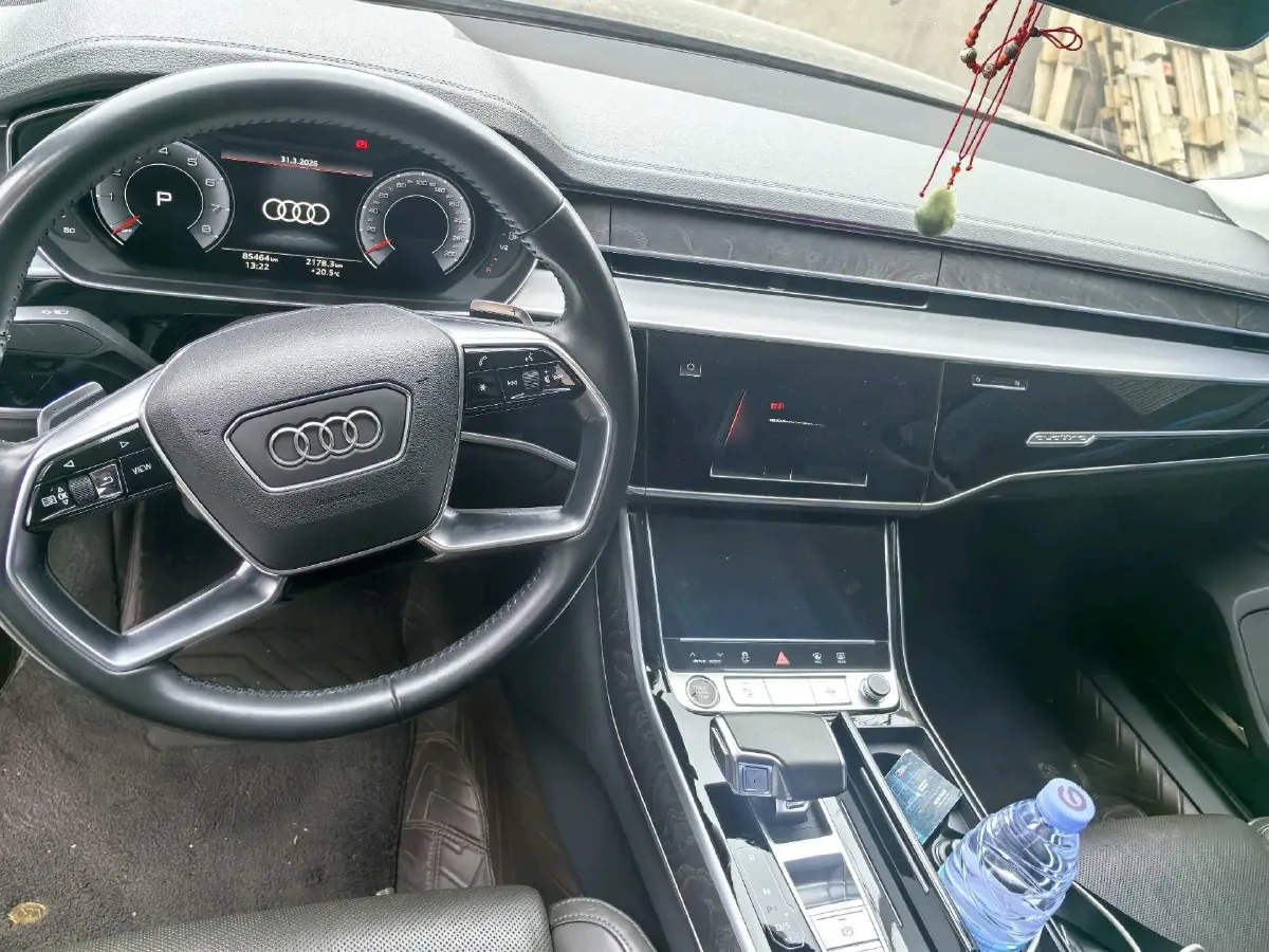 2021 Audi A8 3.0T 286HP V6 8AT,autocango,china used car exporter,china ev exporter,chinese used car exporter,chinese used ev exporter