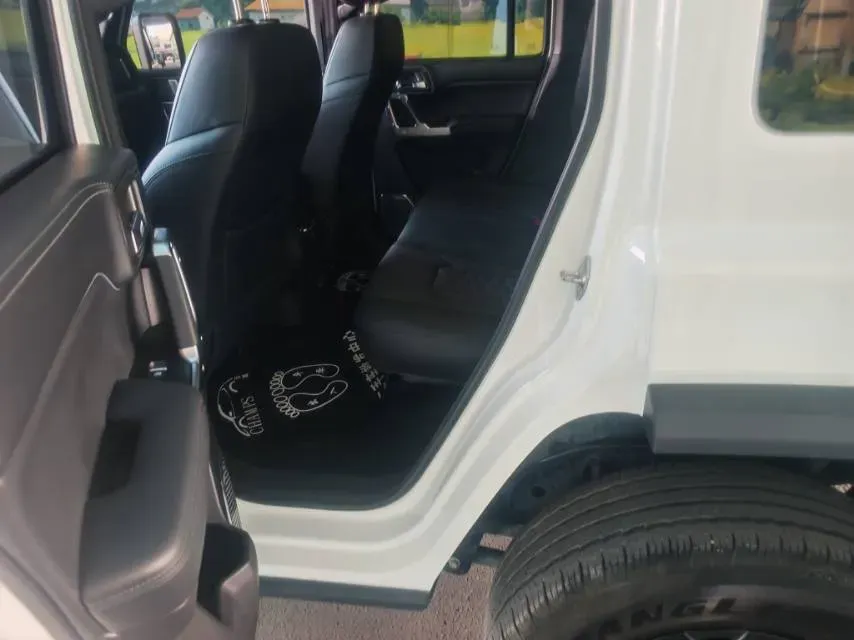 2024 212 212 T01 2.0T 252HP L4 8AT,autocango,china used car exporter,china ev exporter,chinese used car exporter,chinese used ev exporter