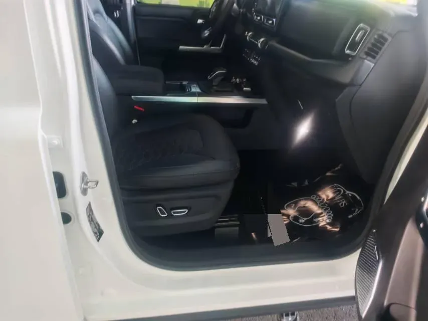 2024 212 212 T01 2.0T 252HP L4 8AT,autocango,china used car exporter,china ev exporter,chinese used car exporter,chinese used ev exporter