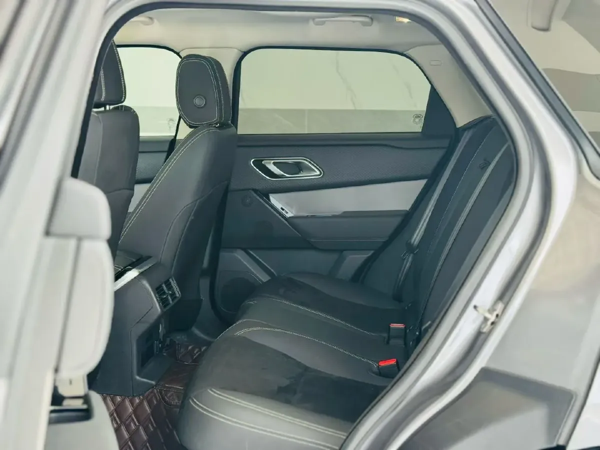 2020 Land Rover Range Rover Velar 2.0T 250HP L4 8AT,autocango,china used car exporter,china ev exporter,chinese used car exporter,chinese used ev exporter