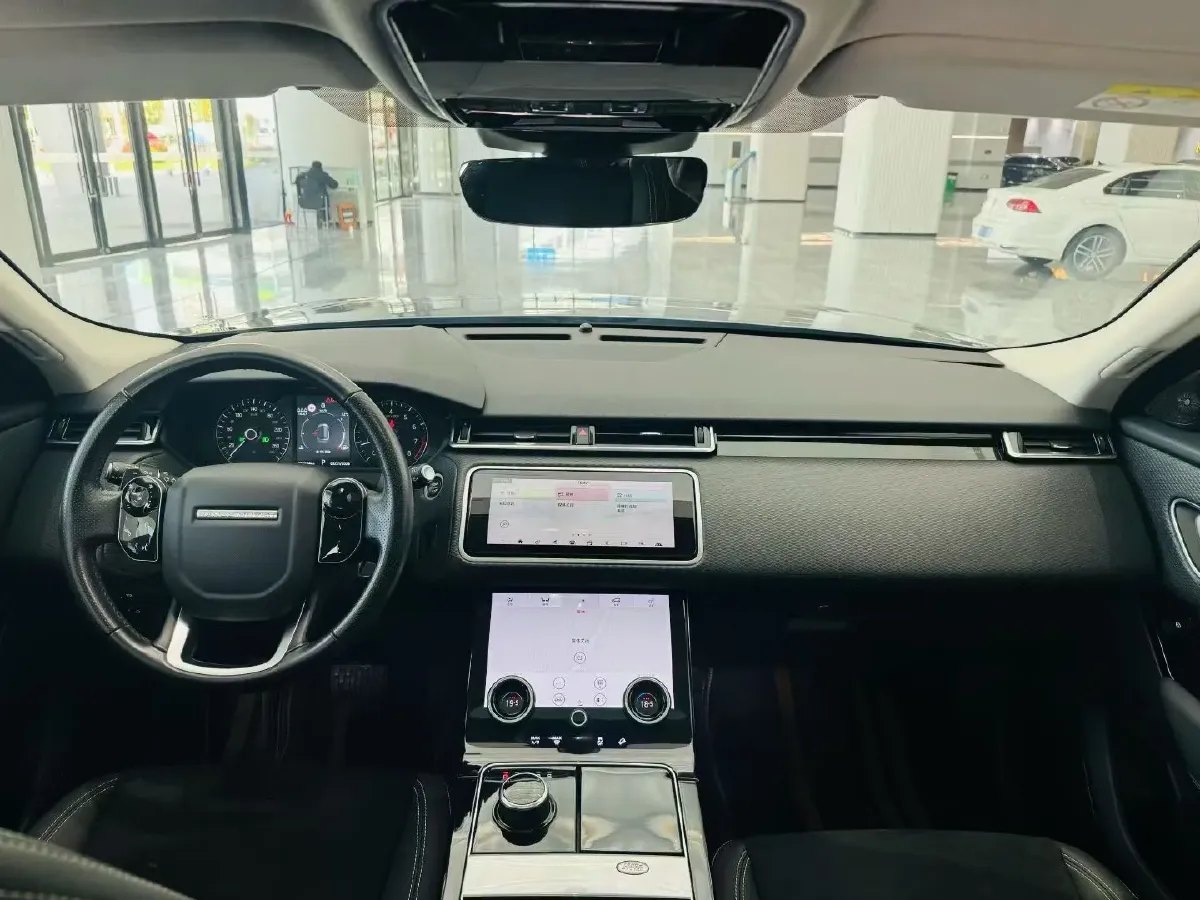 2020 Land Rover Range Rover Velar 2.0T 250HP L4 8AT,autocango,china used car exporter,china ev exporter,chinese used car exporter,chinese used ev exporter