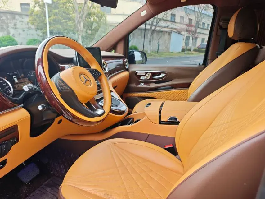 2021 Mercedes-Benz Vito 2.0T 211HP L4 9AT,autocango,china used car exporter,china ev exporter,chinese used car exporter,chinese used ev exporter