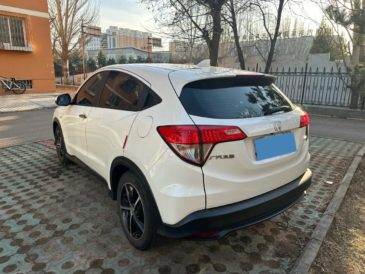 2022 Honda Vezel 1.5L 131HP L4 CVT,autocango,china used car exporter,china ev exporter,chinese used car exporter,chinese used ev exporter