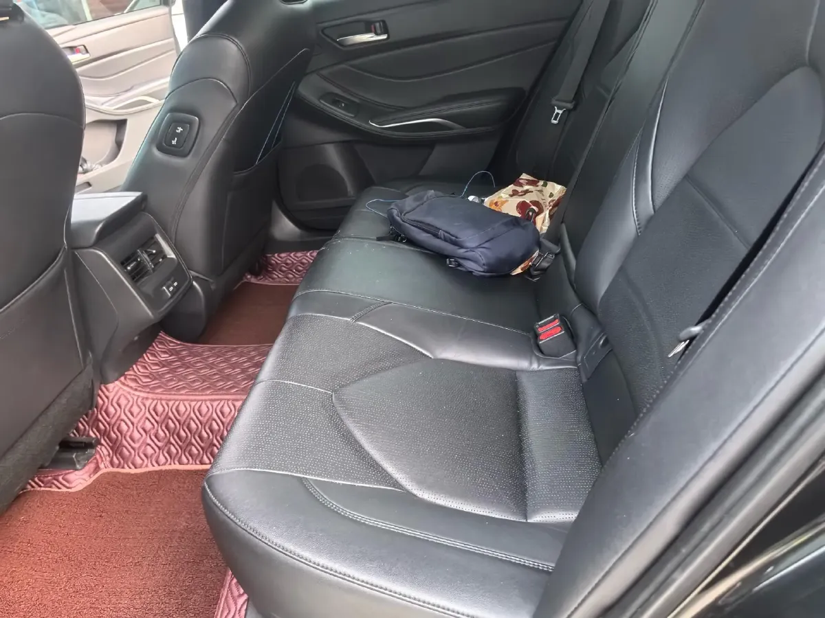 2023 Toyota Avalon 2.5L 207HP L4 8AT,autocango,china used car exporter,china ev exporter,chinese used car exporter,chinese used ev exporter