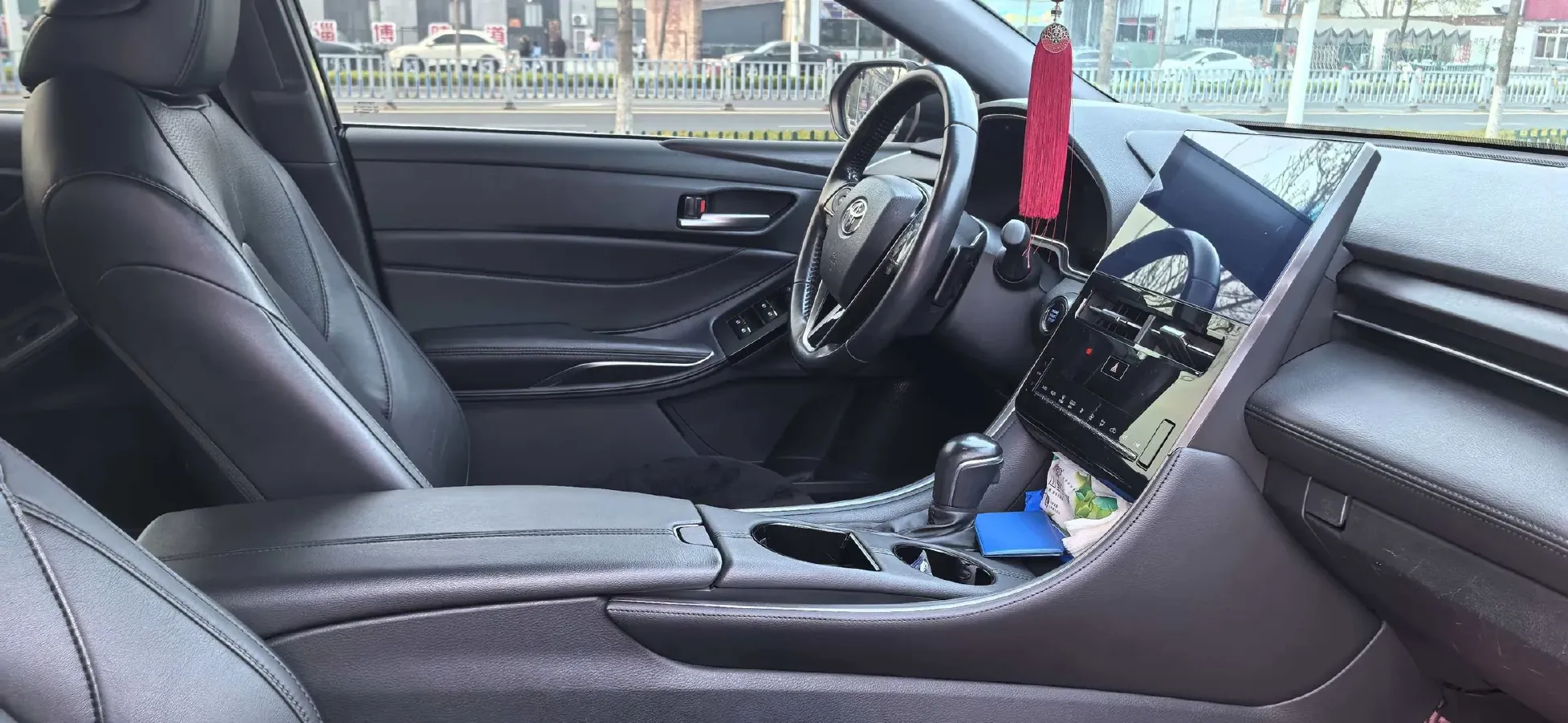 2023 Toyota Avalon 2.5L 207HP L4 8AT,autocango,china used car exporter,china ev exporter,chinese used car exporter,chinese used ev exporter