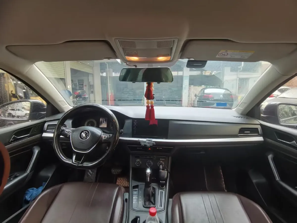 2019 Volkswagen T-Cross 1.5L 113HP L4 6AT,autocango,china used car exporter,china ev exporter,chinese used car exporter,chinese used ev exporter