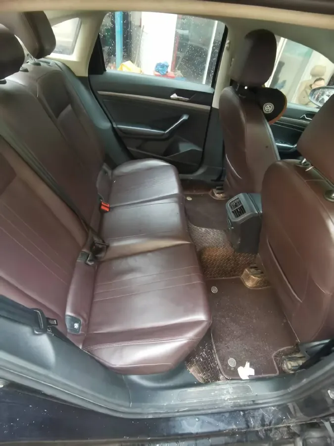 2019 Volkswagen T-Cross 1.5L 113HP L4 6AT,autocango,china used car exporter,china ev exporter,chinese used car exporter,chinese used ev exporter