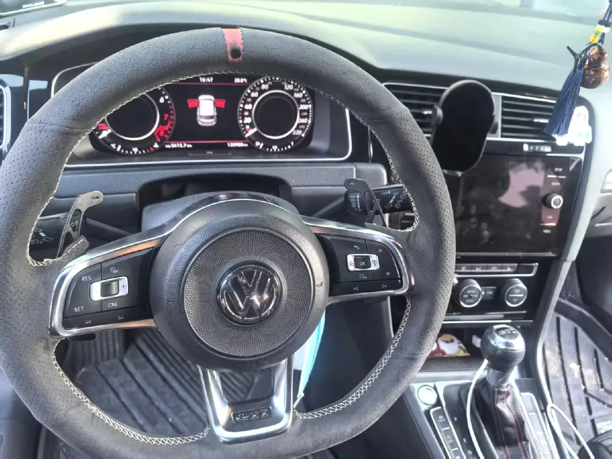 2018 Volkswagen GolfGTI 2.0T 220HP L4 7DCT,autocango,china used car exporter,china ev exporter,chinese used car exporter,chinese used ev exporter