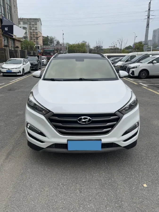 2018 Hyundai Tucson 1.6T 177HP L4 7DCT,autocango,china used car exporter,china ev exporter,chinese used car exporter,chinese used ev exporter