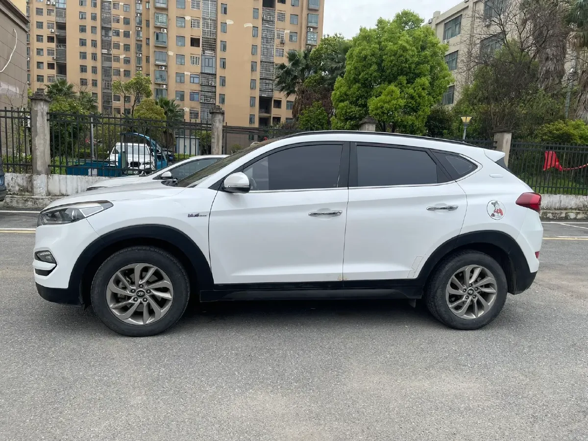 2018 Hyundai Tucson 1.6T 177HP L4 7DCT,autocango,china used car exporter,china ev exporter,chinese used car exporter,chinese used ev exporter