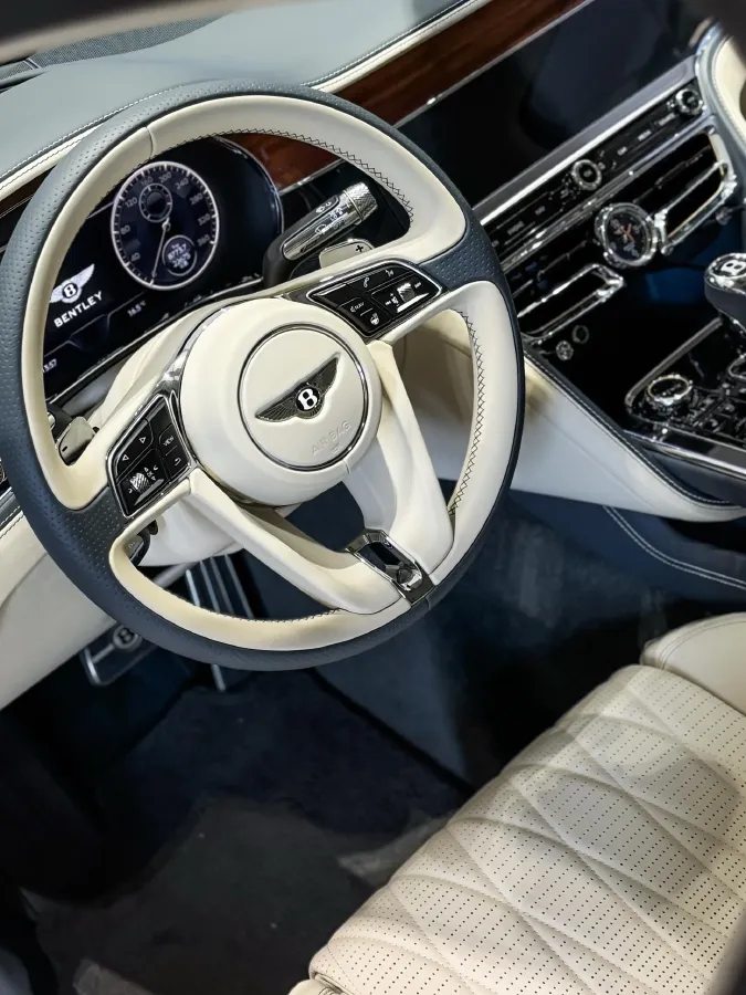 2020 Bentley Flying Spur 6.0T 635HP W12 8DCT,autocango,china used car exporter,china ev exporter,chinese used car exporter,chinese used ev exporter