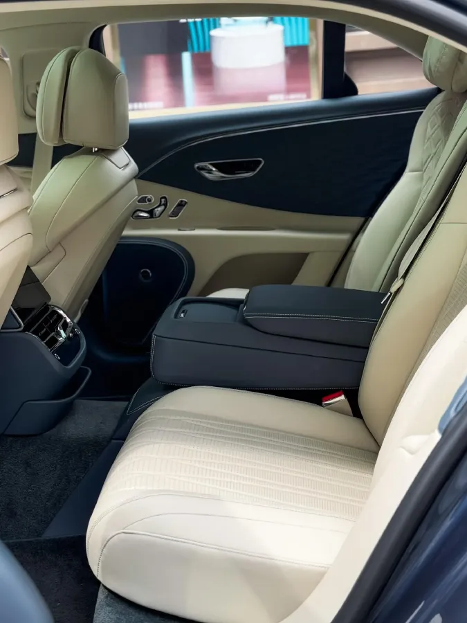 2020 Bentley Flying Spur 6.0T 635HP W12 8DCT,autocango,china used car exporter,china ev exporter,chinese used car exporter,chinese used ev exporter