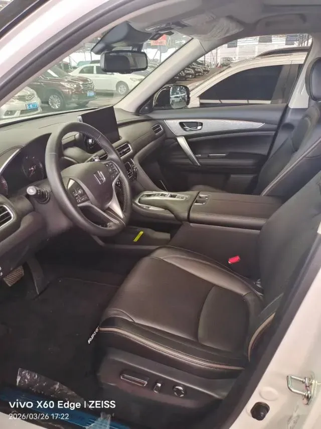 2026 Toyota Crown Kluger 2.0T 248HP L4 8AT,autocango,china used car exporter,china ev exporter,chinese used car exporter,chinese used ev exporter