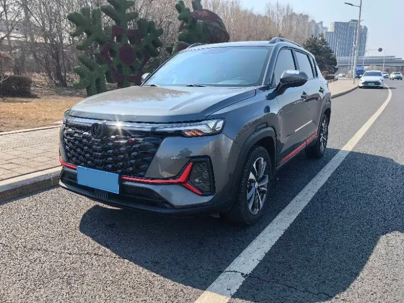 2023 ChangAn CS35 Plus 1.4T 160HP L4 7DCT,autocango,china used car exporter,china ev exporter,chinese used car exporter,chinese used ev exporter