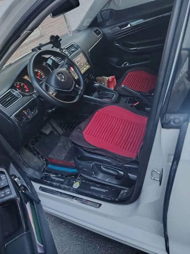 2018 Volkswagen Bora 1.5L 110HP L4 6AT,autocango,china used car exporter,china ev exporter,chinese used car exporter,chinese used ev exporter