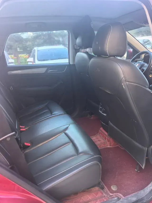 2018 Roewe RX5 1.5T 169HP L4 6MT,autocango,china used car exporter,china ev exporter,chinese used car exporter,chinese used ev exporter