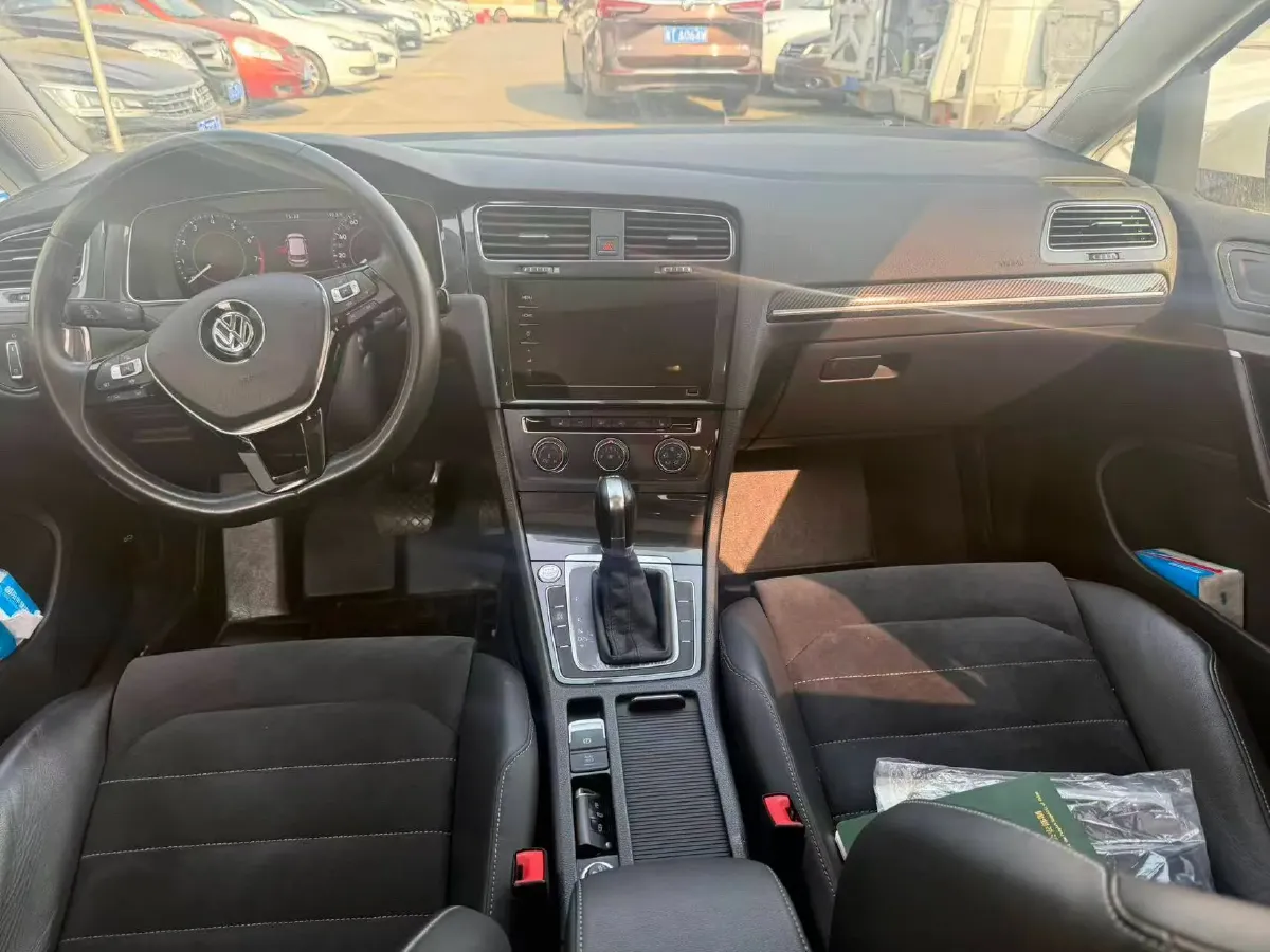 2020 Volkswagen Golf 1.4T 150HP L4 7DCT,autocango,china used car exporter,china ev exporter,chinese used car exporter,chinese used ev exporter