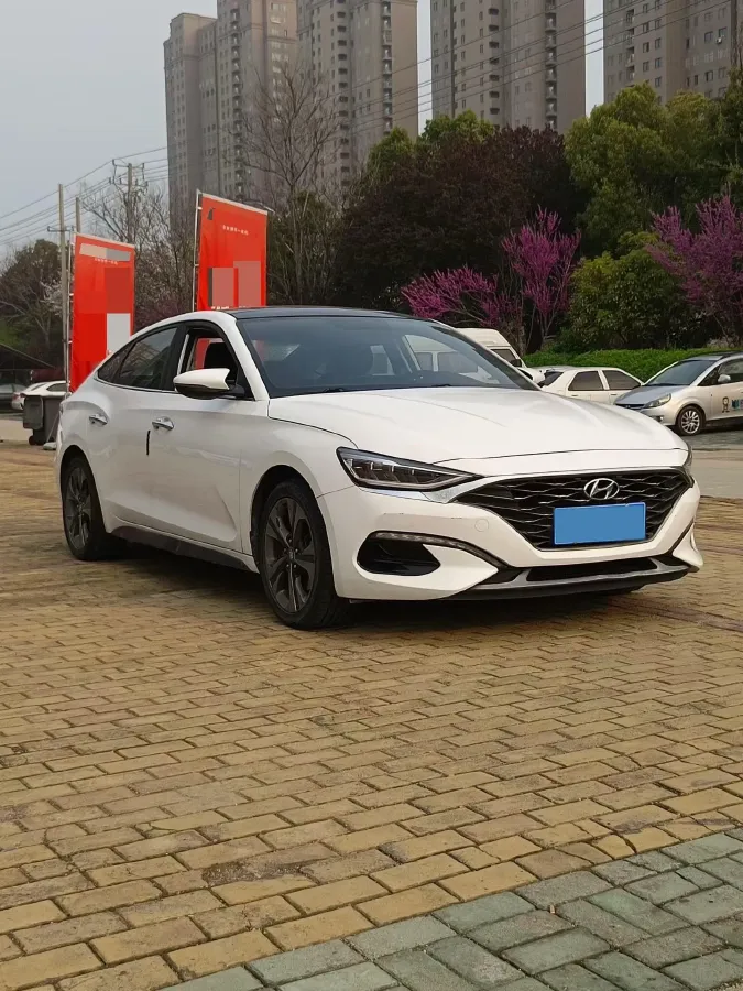 2019 Hyundai La Festa 1.6T 190HP L4 7DCT,autocango,china used car exporter,china ev exporter,chinese used car exporter,chinese used ev exporter
