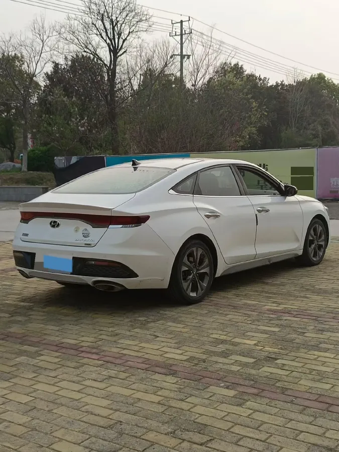 2019 Hyundai La Festa 1.6T 190HP L4 7DCT,autocango,china used car exporter,china ev exporter,chinese used car exporter,chinese used ev exporter