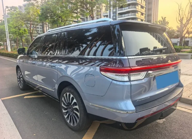 2022 Lincoln Navigator 3.5T 415HP V6 10AT,autocango,china used car exporter,china ev exporter,chinese used car exporter,chinese used ev exporter