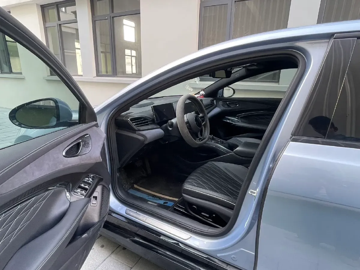 2022 AITO AITO M5 Range Extended 125HP REEV 40KWH,autocango,china used car exporter,china ev exporter,chinese used car exporter,chinese used ev exporter