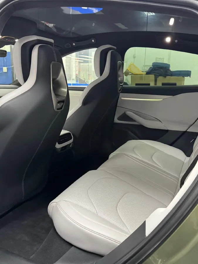 2024 MI SU7 BEV 101KWH,autocango,china used car exporter,china ev exporter,chinese used car exporter,chinese used ev exporter