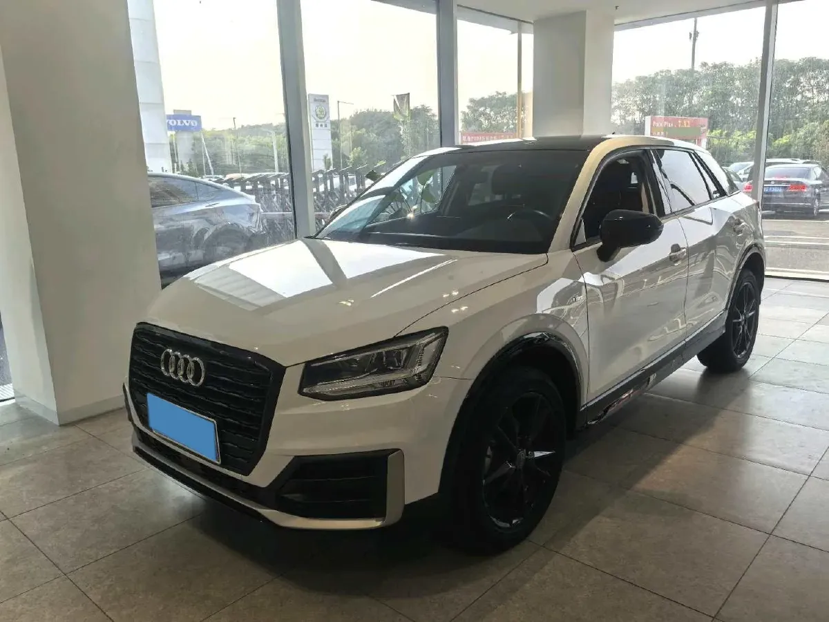 2021 Audi Q2L 1.4T 150HP L4 7DCT,autocango,china used car exporter,china ev exporter,chinese used car exporter,chinese used ev exporter