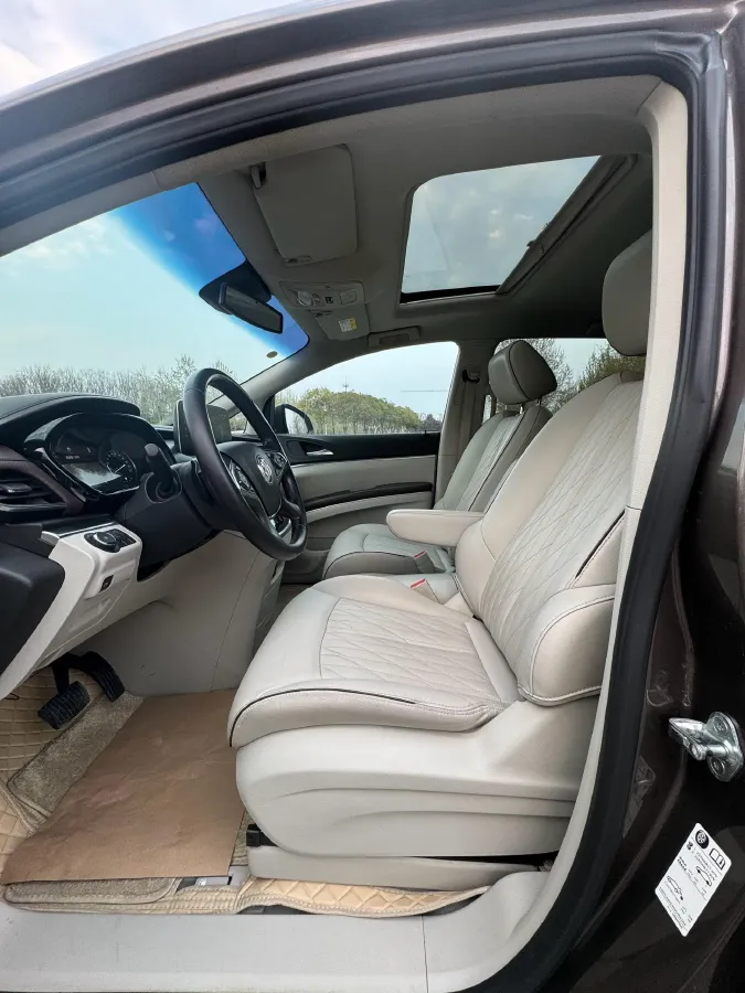 2021 Buick GL8 2.0T 237HP L4 9AT,autocango,china used car exporter,china ev exporter,chinese used car exporter,chinese used ev exporter