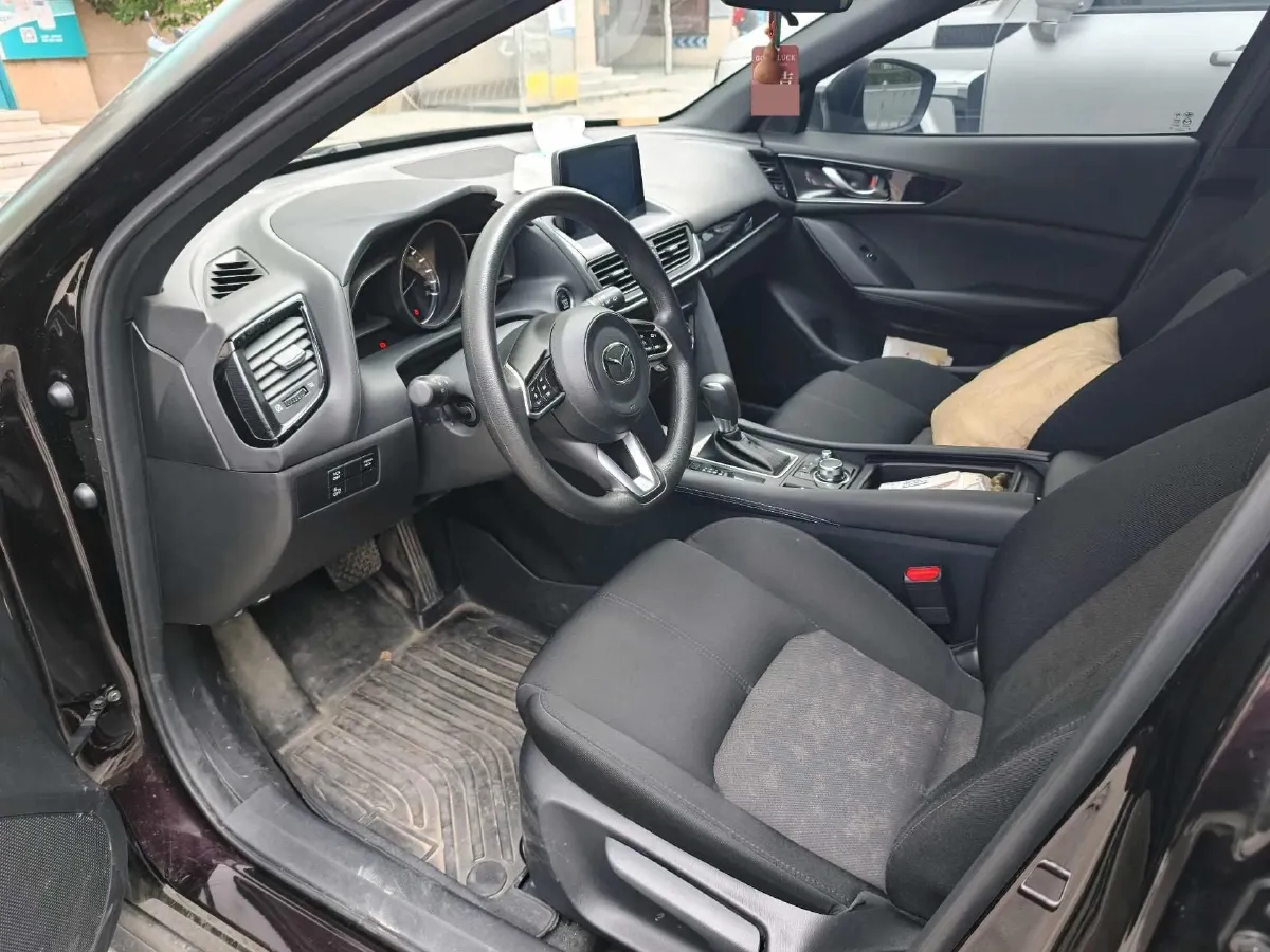 2021 Mazda CX-4 2.0L 158HP L4 6AT,autocango,china used car exporter,china ev exporter,chinese used car exporter,chinese used ev exporter