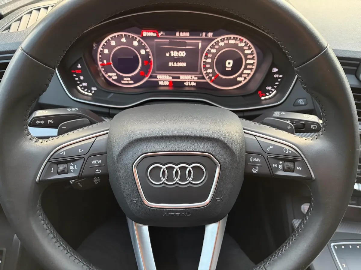 2020 Audi Q5L 2.0T 252HP L4 7DCT,autocango,china used car exporter,china ev exporter,chinese used car exporter,chinese used ev exporter