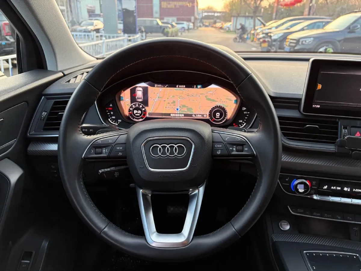 2020 Audi Q5L 2.0T 252HP L4 7DCT,autocango,china used car exporter,china ev exporter,chinese used car exporter,chinese used ev exporter