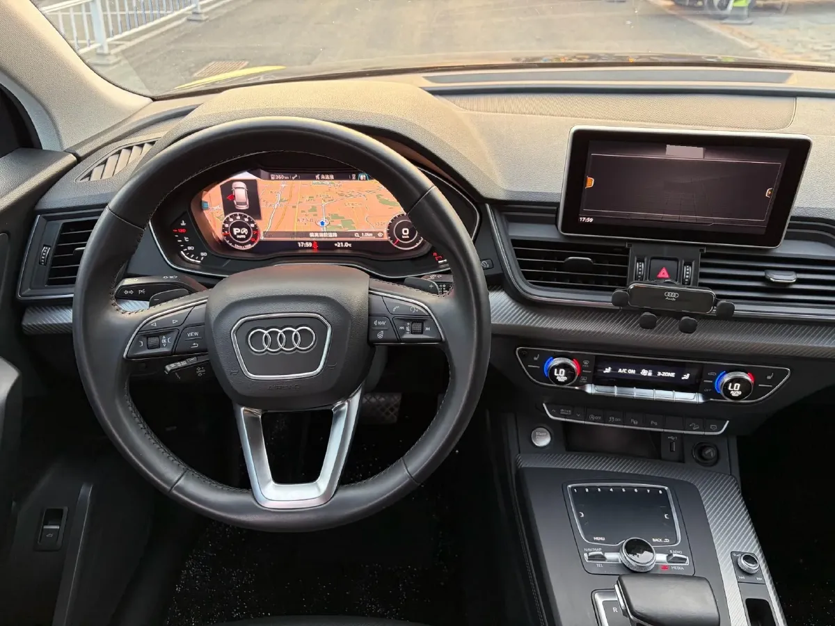 2020 Audi Q5L 2.0T 252HP L4 7DCT,autocango,china used car exporter,china ev exporter,chinese used car exporter,chinese used ev exporter