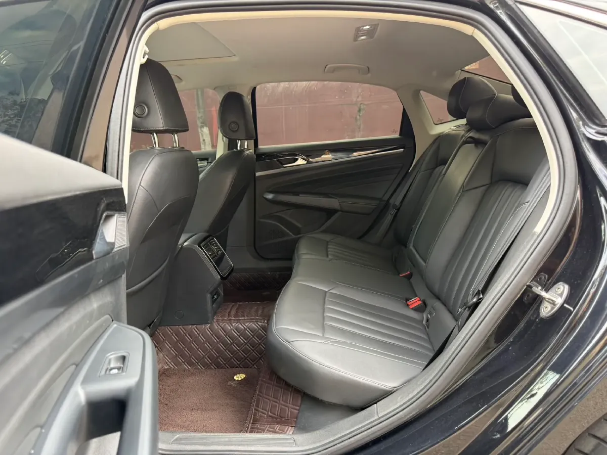 2024 Volkswagen Passat 1.4T 150HP L4 7DCT,autocango,china used car exporter,china ev exporter,chinese used car exporter,chinese used ev exporter