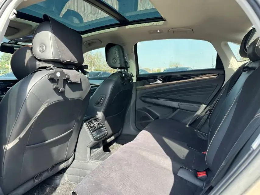 2019 Skoda Kodiak 2.0T 186HP L4 7DCT,autocango,china used car exporter,china ev exporter,chinese used car exporter,chinese used ev exporter