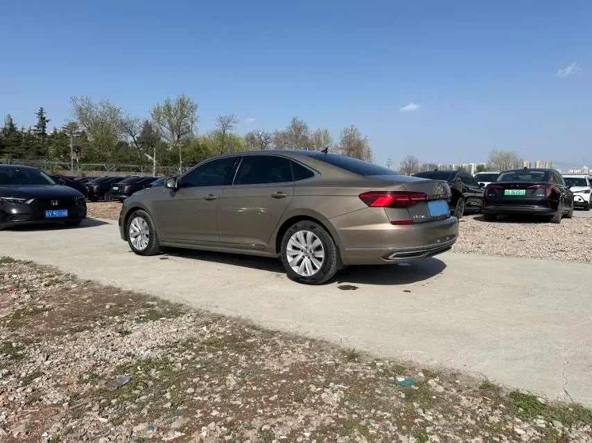 2019 Skoda Kodiak 2.0T 186HP L4 7DCT,autocango,china used car exporter,china ev exporter,chinese used car exporter,chinese used ev exporter