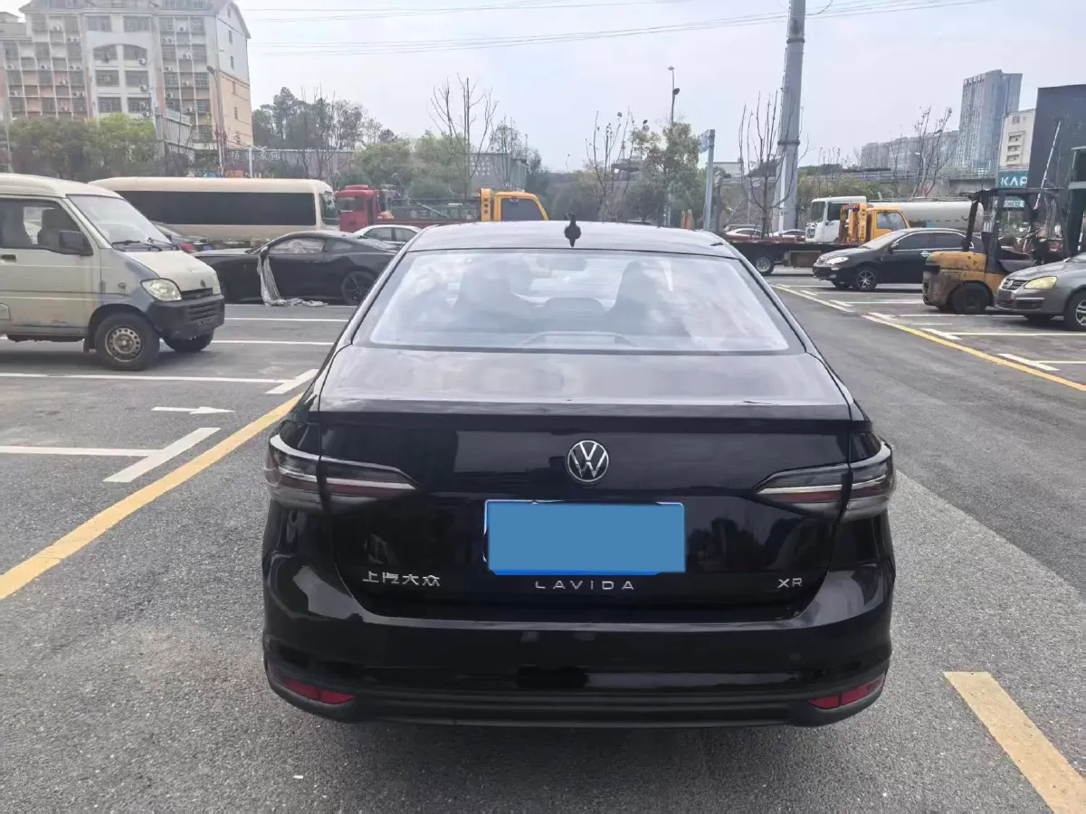 2023 Volkswagen Lavida 1.5L 110HP L4 6AT,autocango,china used car exporter,china ev exporter,chinese used car exporter,chinese used ev exporter