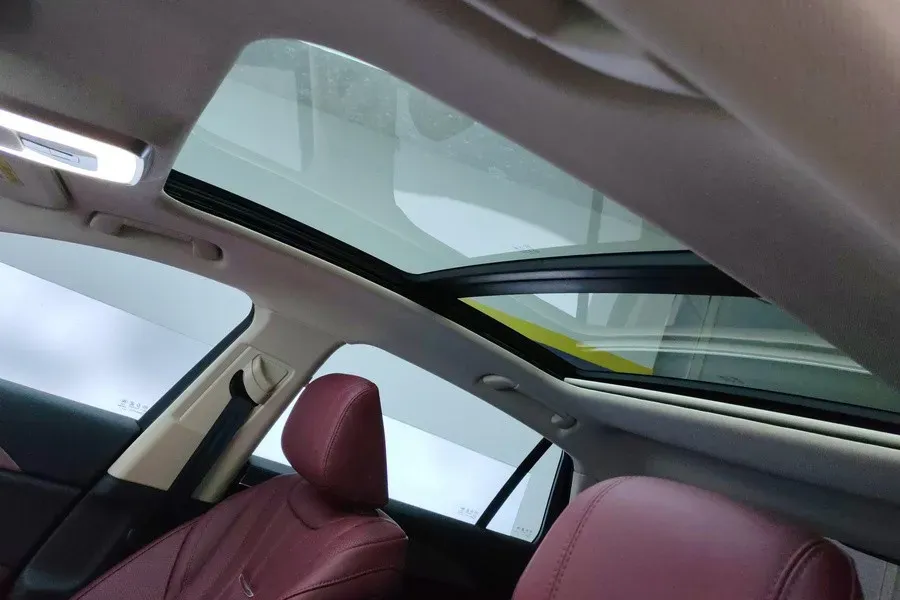 2023 HongQi H5 1.5T 169HP L4 7DCT,autocango,china used car exporter,china ev exporter,chinese used car exporter,chinese used ev exporter