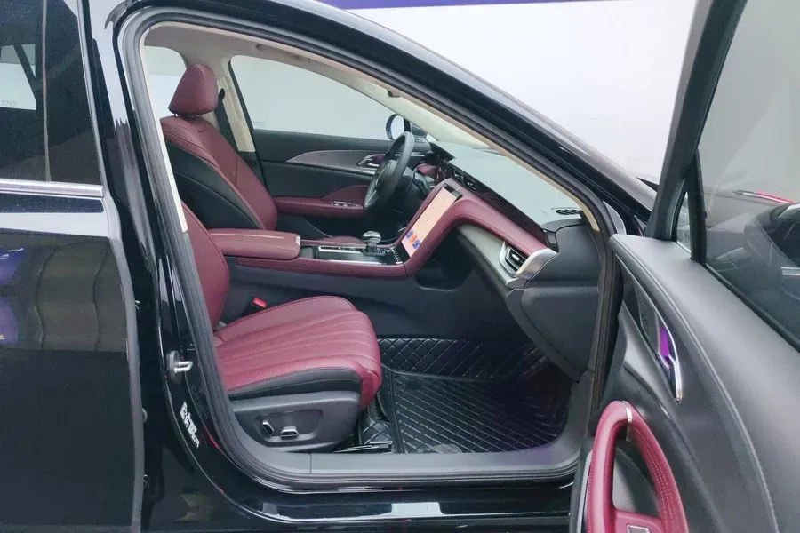 2023 HongQi H5 1.5T 169HP L4 7DCT,autocango,china used car exporter,china ev exporter,chinese used car exporter,chinese used ev exporter