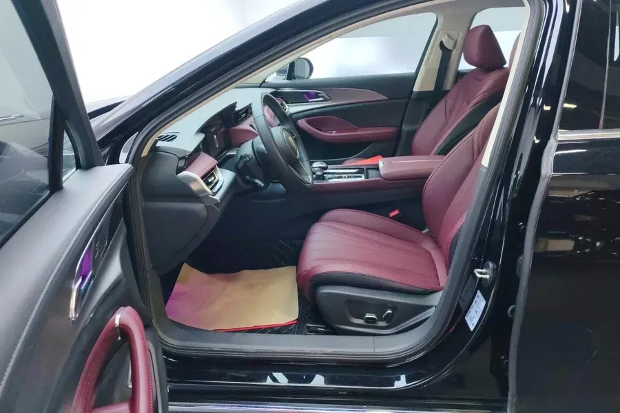 2023 HongQi H5 1.5T 169HP L4 7DCT,autocango,china used car exporter,china ev exporter,chinese used car exporter,chinese used ev exporter