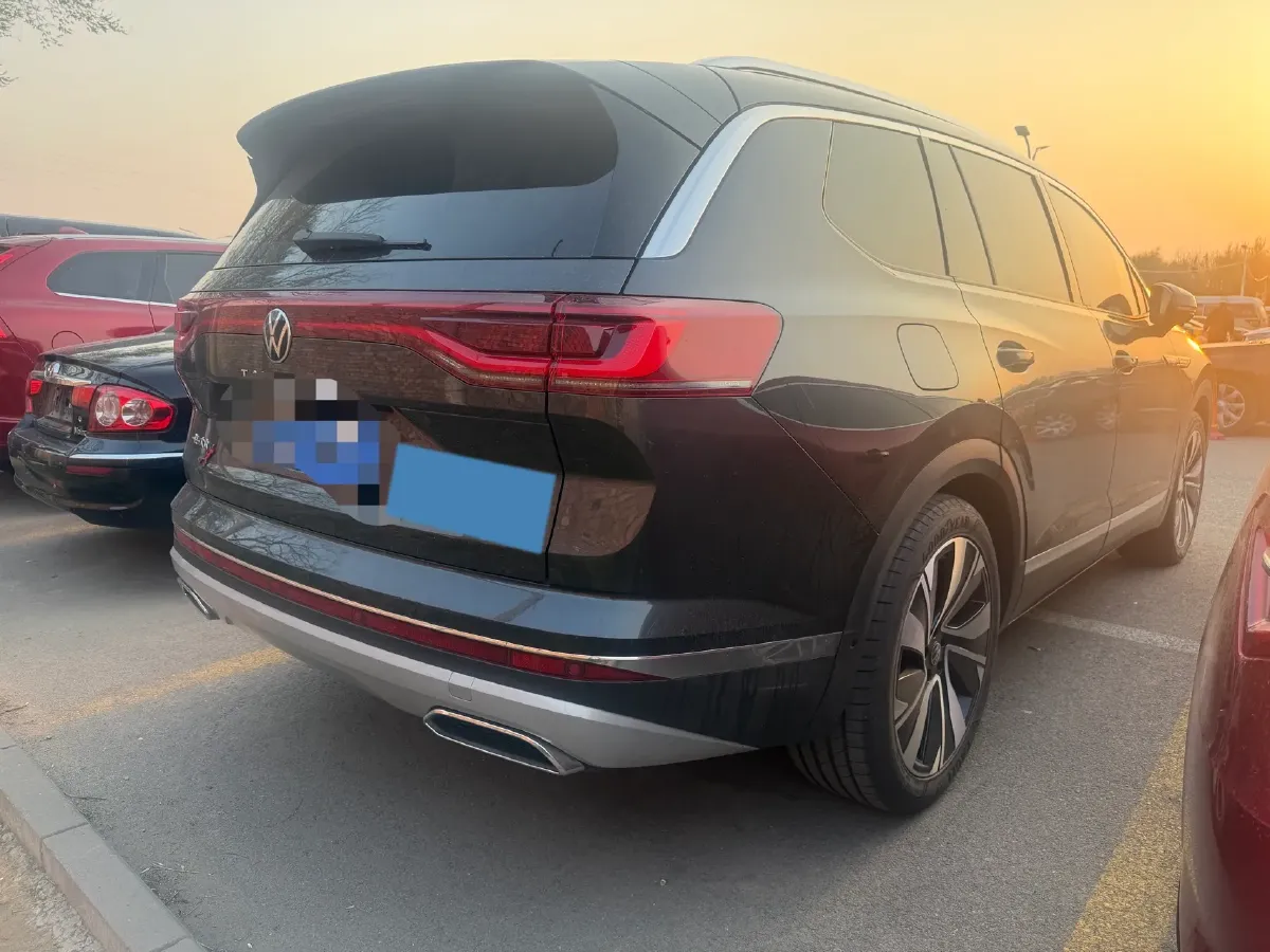 2023 Volkswagen Talagon 2.0T 220HP L4 7DCT,autocango,china used car exporter,china ev exporter,chinese used car exporter,chinese used ev exporter