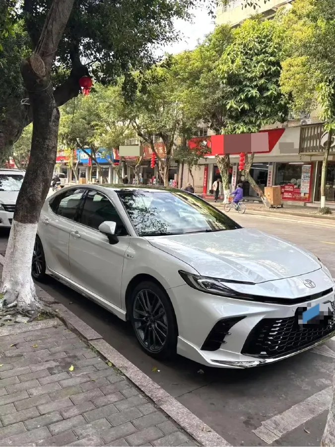 2024 Toyota Camry 2.0L 152HP L4 E-CVT Hybrid,autocango,china used car exporter,china ev exporter,chinese used car exporter,chinese used ev exporter