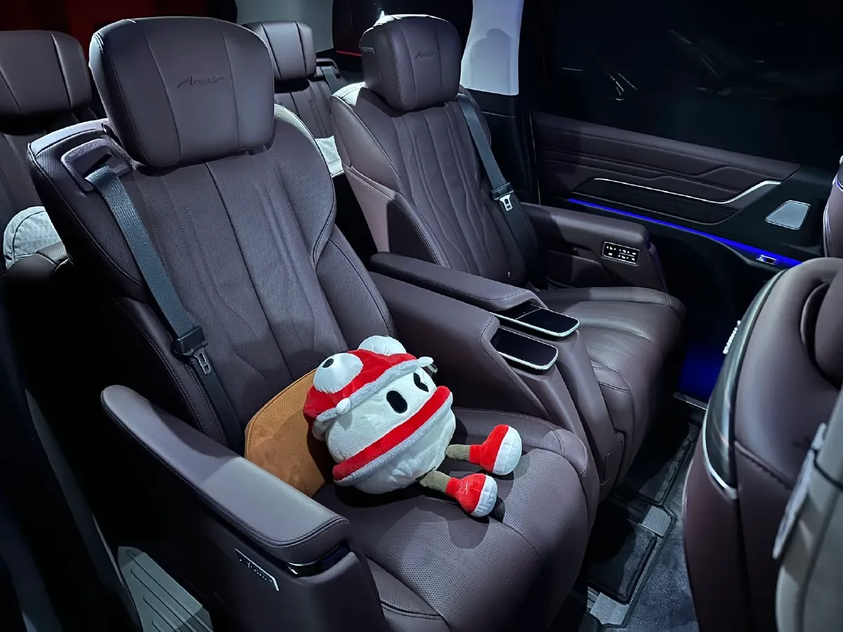 2023 Buick Century 2.0T 237HP L4 9AT,autocango,china used car exporter,china ev exporter,chinese used car exporter,chinese used ev exporter