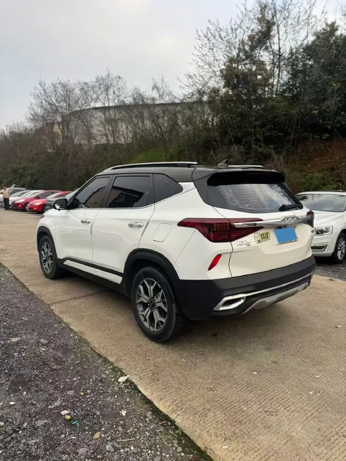 2021 Kia KX3 1.5L 115HP L4 CVT,autocango,china used car exporter,china ev exporter,chinese used car exporter,chinese used ev exporter