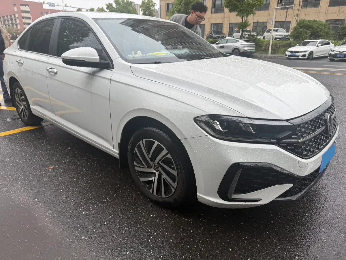 2024 Volkswagen Lavida 1.5L 110HP L4 6AT,autocango,china used car exporter,china ev exporter,chinese used car exporter,chinese used ev exporter