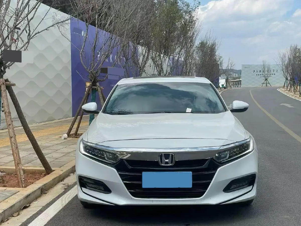 2018 Honda Accord 1.5T 194HP L4 CVT,autocango,china used car exporter,china ev exporter,chinese used car exporter,chinese used ev exporter