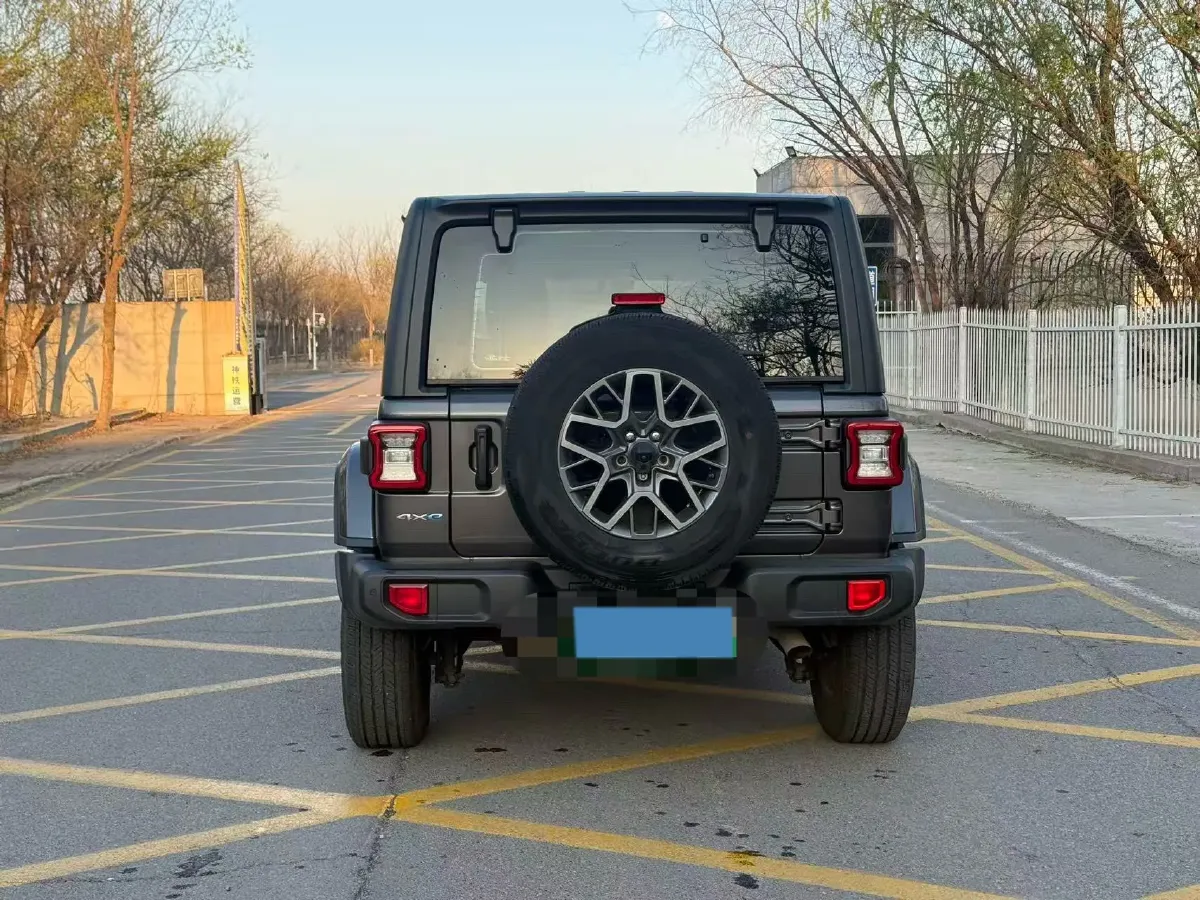 2021 Jeep Wrangler 2.0T 266HP L4 8AT PHEV 17KWH,autocango,china used car exporter,china ev exporter,chinese used car exporter,chinese used ev exporter