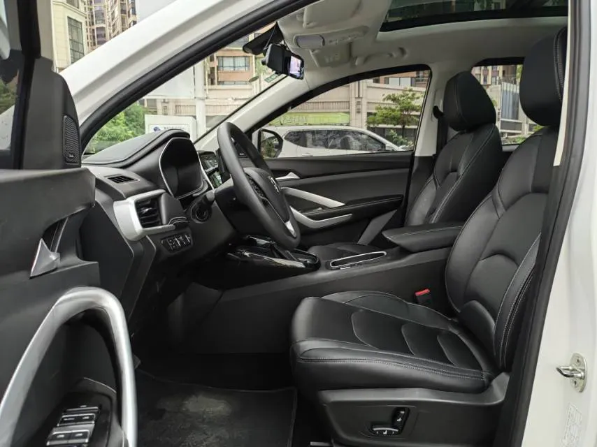 2020 HanTeng X7 1.5T 156HP L4 6AT,autocango,china used car exporter,china ev exporter,chinese used car exporter,chinese used ev exporter